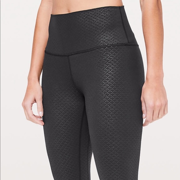 ISO- lululemon align crop - Picture 1 of 3